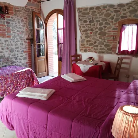 Guest house Il Casolare Di Leonardo 3*